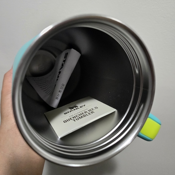 Stanley Aqua Tumbler with Handle - Picture 5 of 10